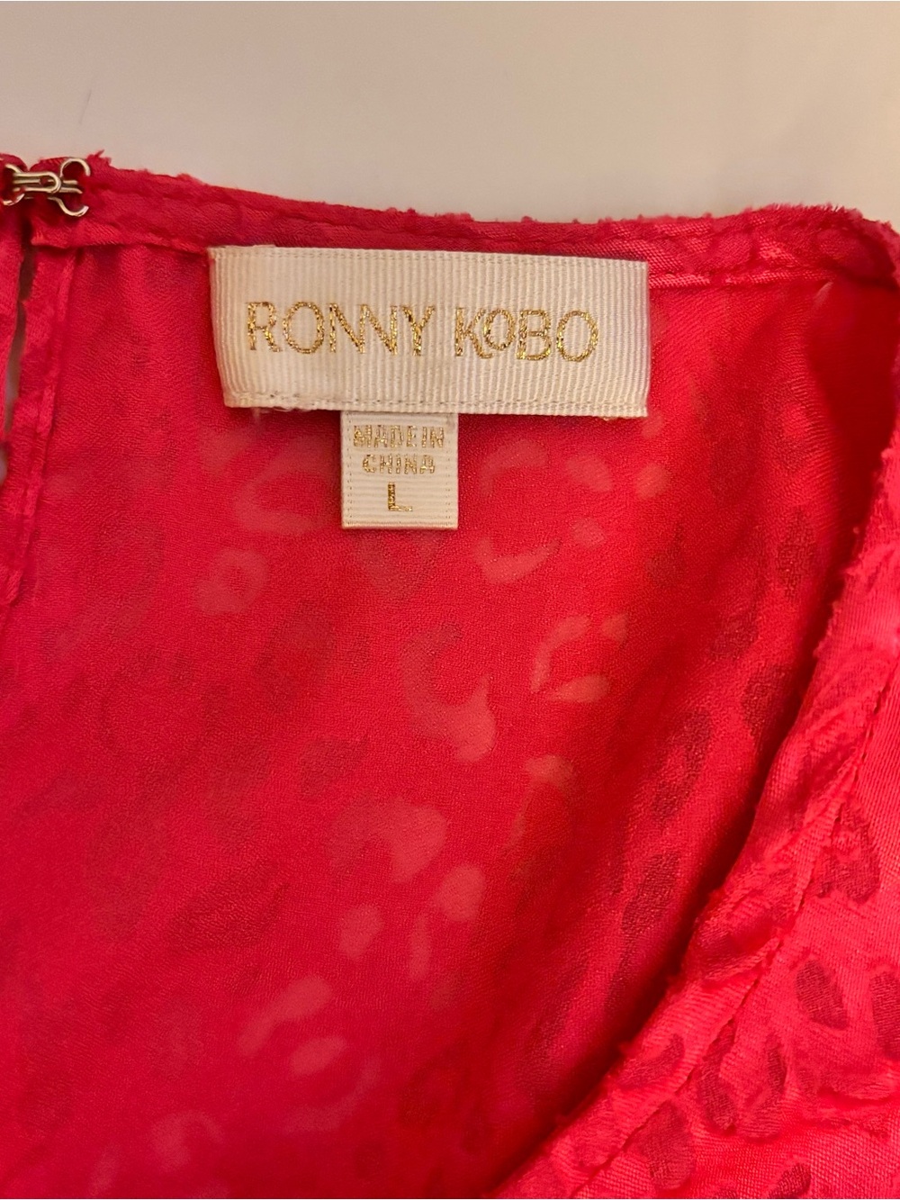 Ronny Kobo "Astor" Ruched Satin-Jacquard Blouse, size L. - Picture 4 of 6